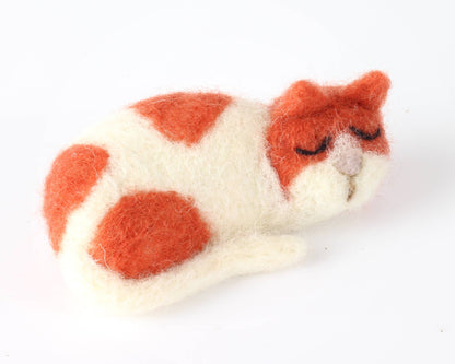 Hawthorn Handmade - Cat Brooch Needle Felting Kit