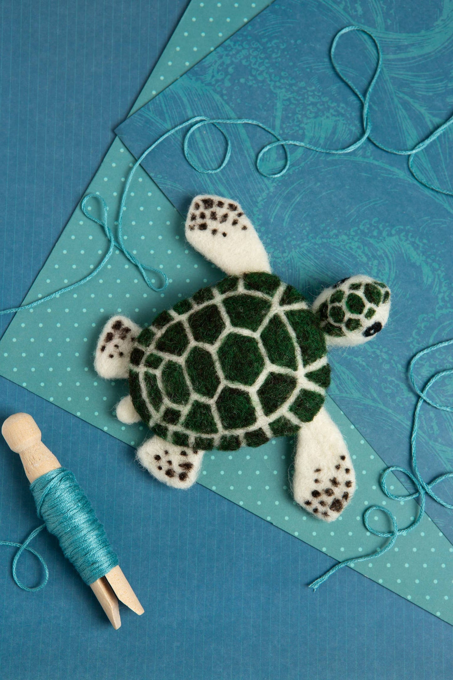 Hawthorn Handmade - Baby Sea Turtle Mini Needle Felting Kit